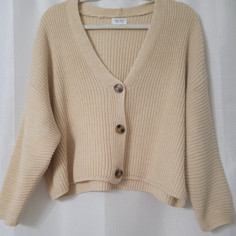 True Craft Cropped Ribbed Cardigan – Cream Medium